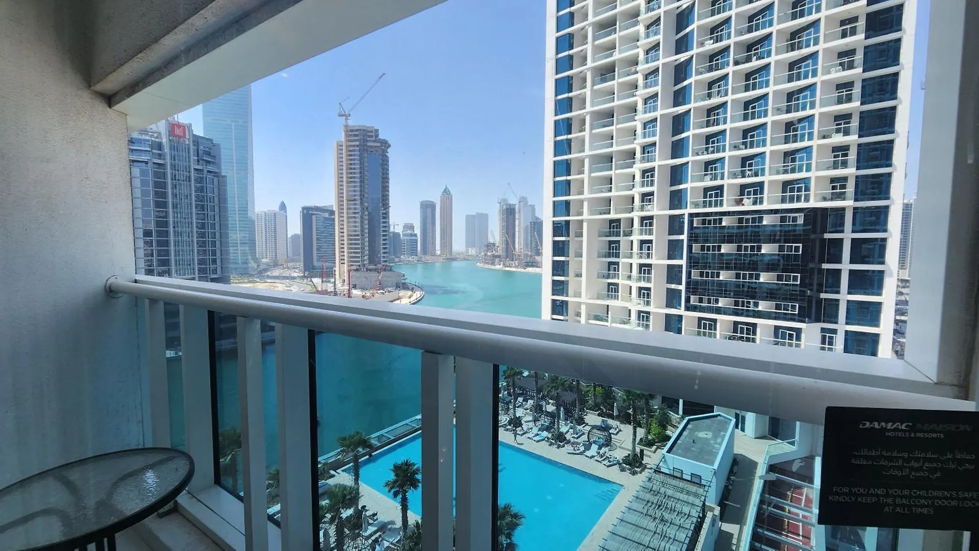 Beautiful 1 Bed Hotel Apartment Damac Prive Dubai